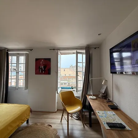 Beautiful Flat On Capitole Place *